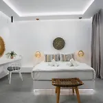 Calma Luxury & 3*