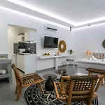 Calma Luxury & شقة فندقية 3*
