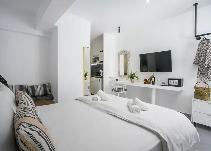 Calma Luxury & 4* Faliraki