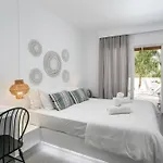 Calma Luxury &