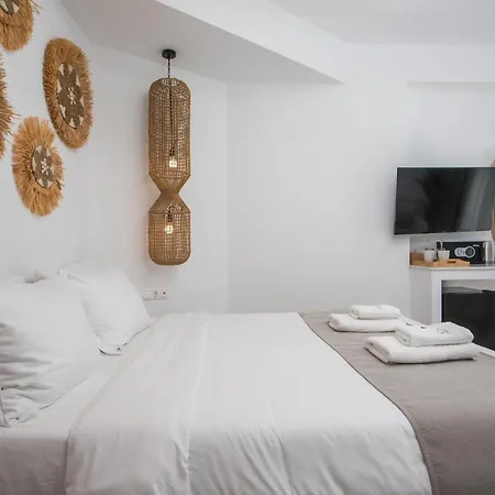 Calma Luxury & Lägenhetshotell 3*