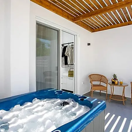 Aparthotel Calma Luxury &