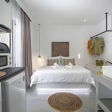 Calma Luxury & 3*
