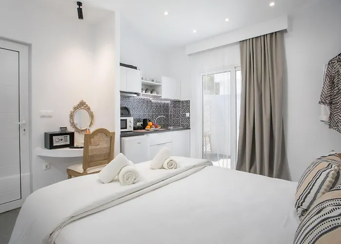 Calma Luxury & Faliraki