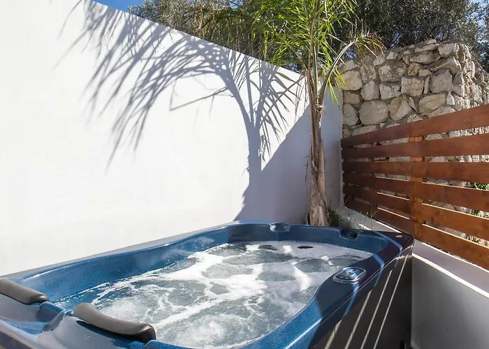 Calma Luxury & 3* Faliraki