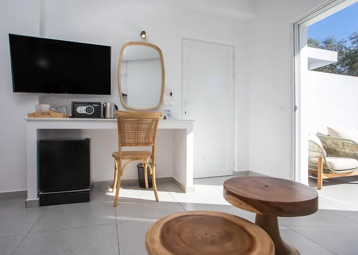 Calma Luxury & 3* Faliraki