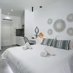 Calma Luxury &