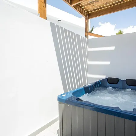 Calma Luxury & Lejlighedshotel Faliraki