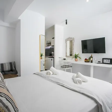 Calma Luxury & 4* Faliraki