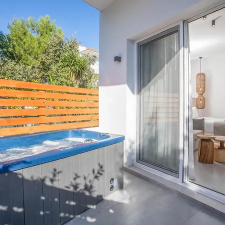 Calma Luxury & Lejlighedshotel