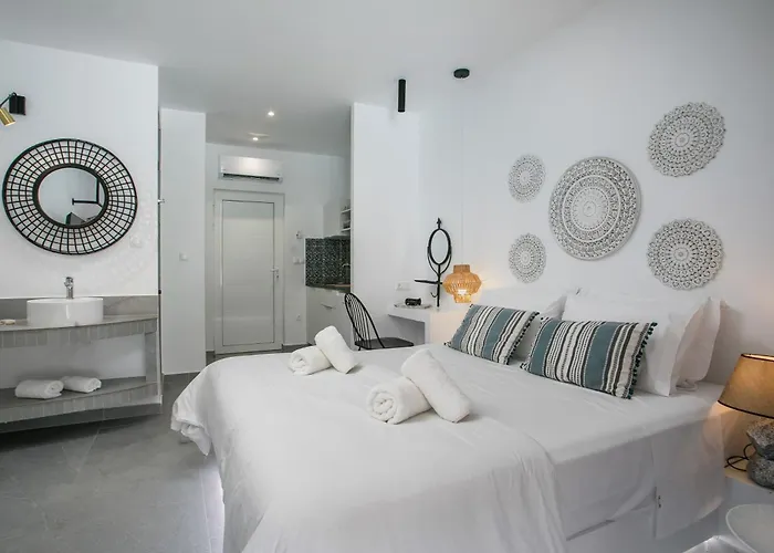 Calma Luxury & Apart-hotel 3*