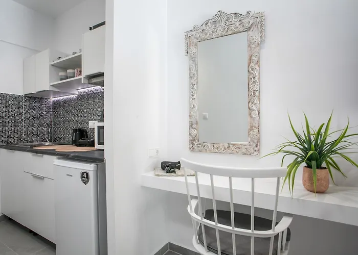 Calma Luxury & Apart-hotel Faliraki